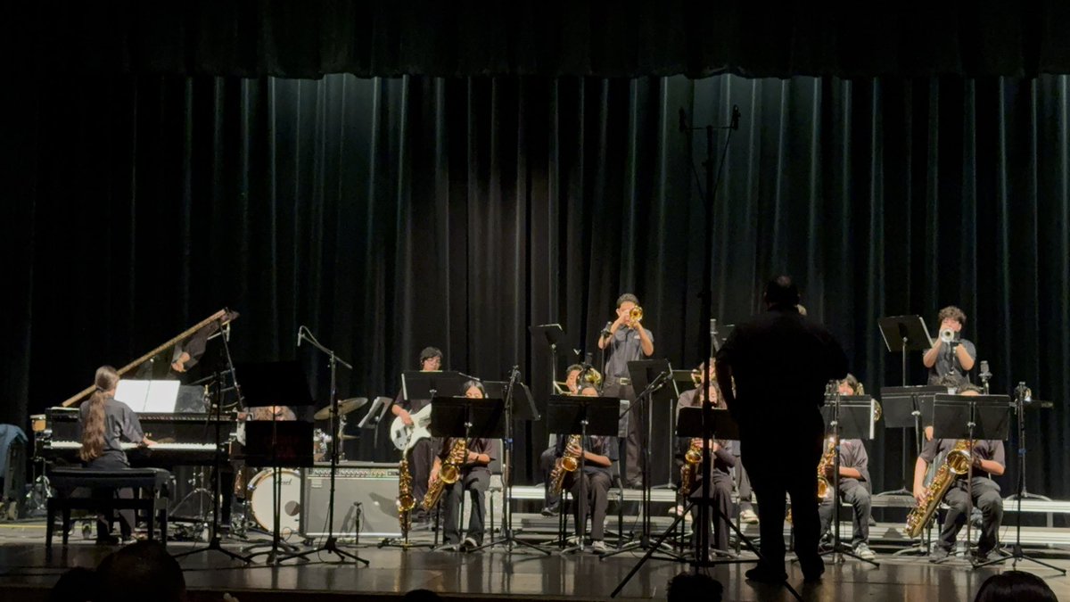 swisdfinearts's tweet photo. Wishing our @swisd Jazz Bands the best today as they compete in the Taft HS and Churchill HS Jazz Festivals! Performances from Resnik MS, McAuliffe MS, McNair MS and Southwest HS. @swisd_res @swisd_mca @swisd_mcn @swisd_swhs https://t.co/g5sMxr94gl