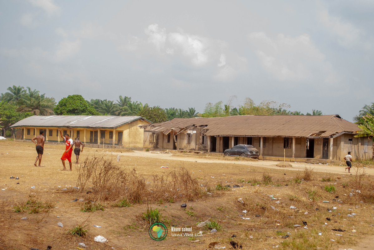 GramazeD's tweet photo. It’s heartbreaking.

We only hope we can help communities like this with all they need, but we must make sure we do the much we can for them. Alaigbo must be great again! 

#Gramaze #EducationForAll https://t.co/jwwVb6Ukxd