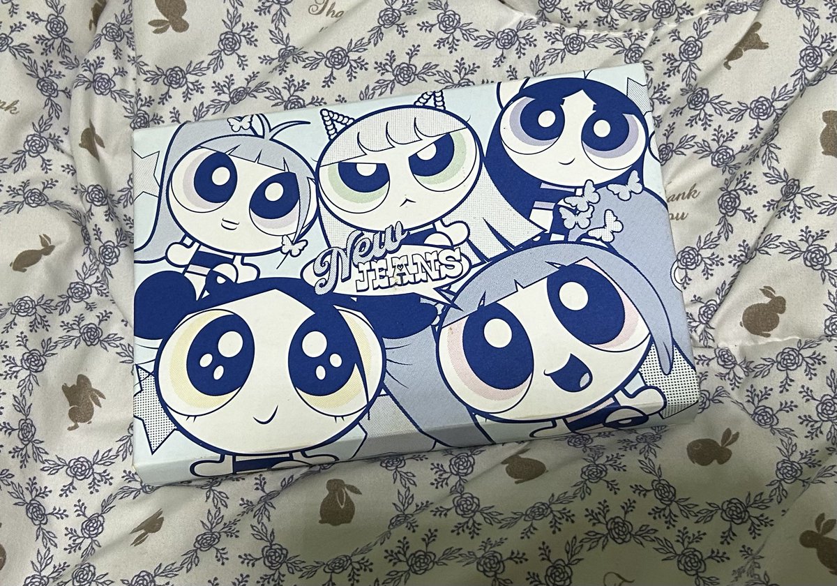 baconbubu's tweet photo. บั้มเปล่า box ver. 
Price 190฿ รวมส่ง *ลดได้*
 (ตำหนิ เป็นรอยเลอะจุดๆ)
 #ตลาดนัดนิวจีนส์ #ตลาดนัดnewjeans https://t.co/XEpOsNjmZx