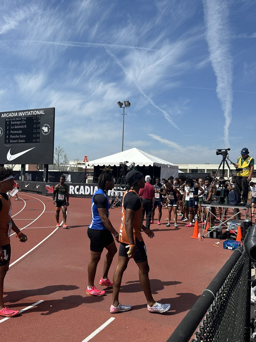 Eratosthenes (@roland_padilla) on Twitter photo <a href="/DamienSports/">Damien Athletics</a> getting ready to run the 4x100 meter relay <a href="/Arcadia_Invite/">Arcadia Invitational</a>
<a href="/SGVNSports/">Fred J. Robledo 👨🏻💻</a> <a href="/James_Escarcega/">James Escarcega 📈🏈🏀⚾️🥎 🤼🤽🏽♂️🏊🏼♀️🏌🏻⚽️</a> <a href="/DamienSports/">Damien Athletics</a> getting ready to run the 4x100 meter relay <a href="/Arcadia_Invite/">Arcadia Invitational</a>
<a href="/SGVNSports/">Fred J. Robledo 👨🏻💻</a> <a href="/James_Escarcega/">James Escarcega 📈🏈🏀⚾️🥎 🤼🤽🏽♂️🏊🏼♀️🏌🏻⚽️</a>