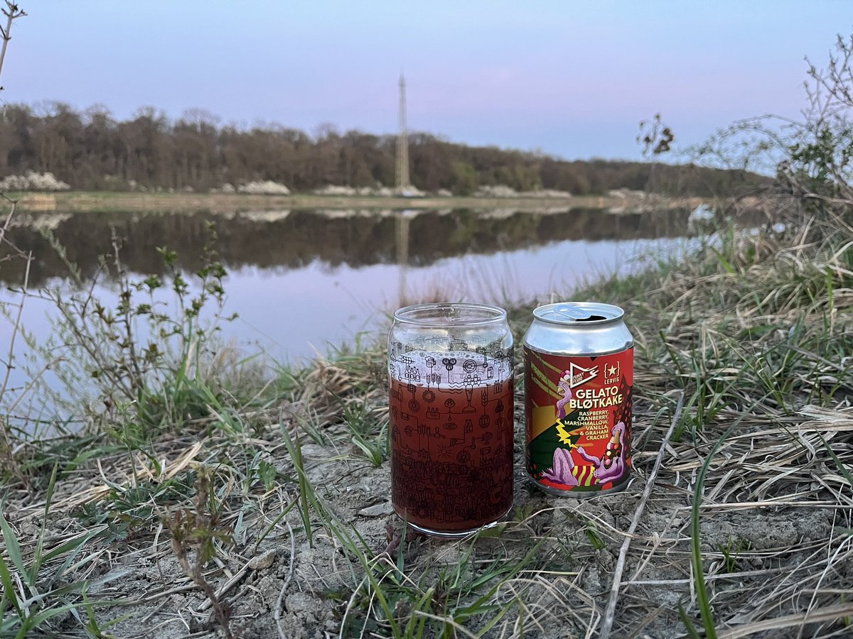 Pulled this out the cellar. Still tastes great! Cheers 🍻
