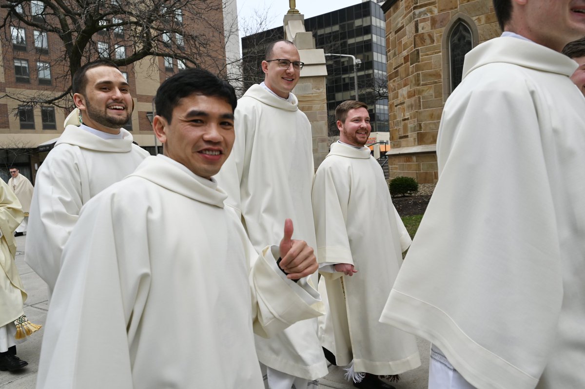 Congratulations to Chuck, Mitch, Cameron, Nathan, Truong Joseph, and Sean on their Ordination to the transitional Diaconate this morning! 

Please keep these men in prayer as they begin their ministry and continue their journey toward priesthood.