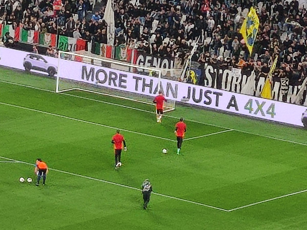 Warm up portieri
#JuventusLecce #FinoAllaFine #FORZAJUVE