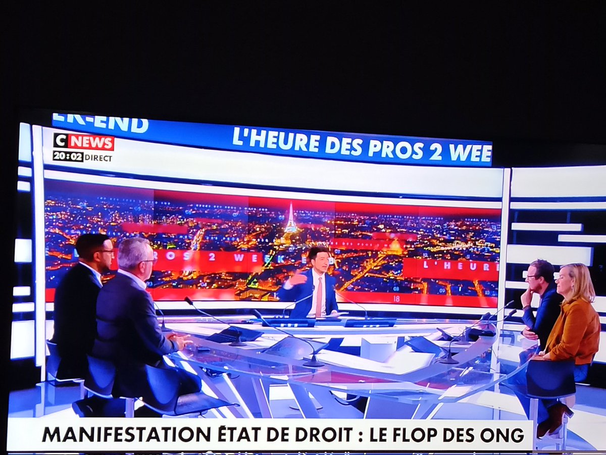 Elisaperei46275's tweet image. Ah oui quel succès ! 😂 #HDPros2WE