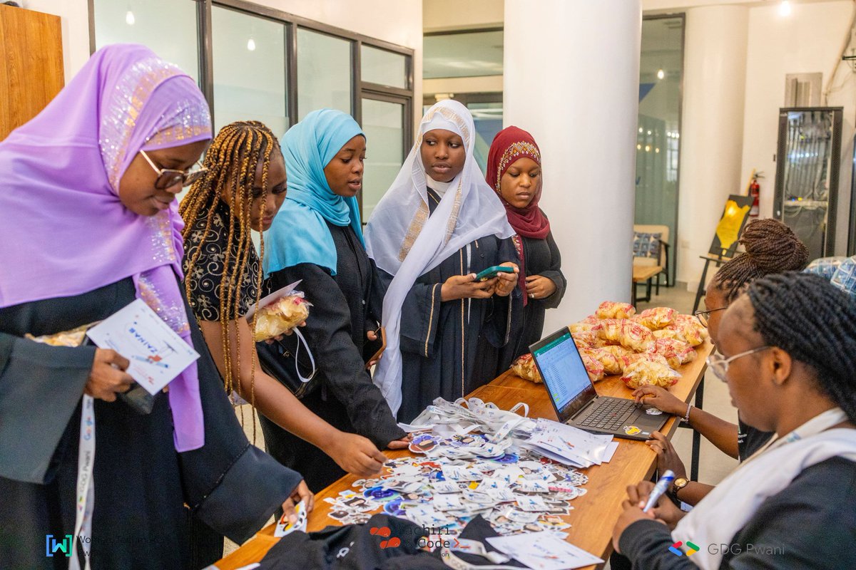 Zai_Kim3's tweet photo. Today’s IWD event reminded me of the power women hold in shaping the tech world. To every woman dreaming big keep going! Thank you, @WomenInTech and @GDG_Pwani, for inspiring us to break limits and build a future where we all thrive. 💻✨ #IWD2025 #WomenInTech #GDGPwani https://t.co/bRG5NN86ZP