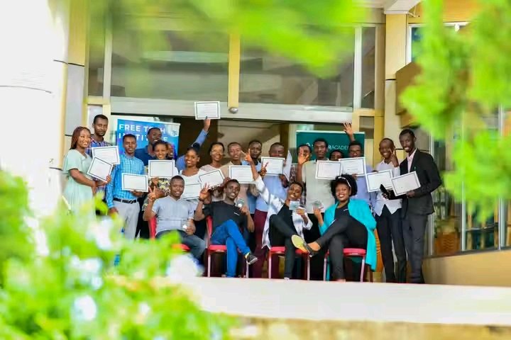 Freeti_Bdi's tweet image. 💻📚 Free Tech, Free Classes, and the Power of Freedom!
Wishing you all an inspiring weekend ahead!

#DigitalFreedom #FreeTech #Empowerment @AtlasNetwork