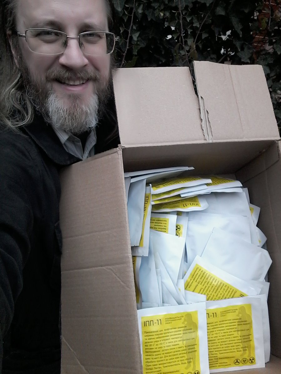 coastoflife_od's tweet image. Thanks to your support, we purchased 8⃣0⃣MAMO anti-tick permethrin spray and 9⃣0⃣ #IPP11 anti-chemical weapon stuff. 

#SpringVibe #healthcare #NAFO