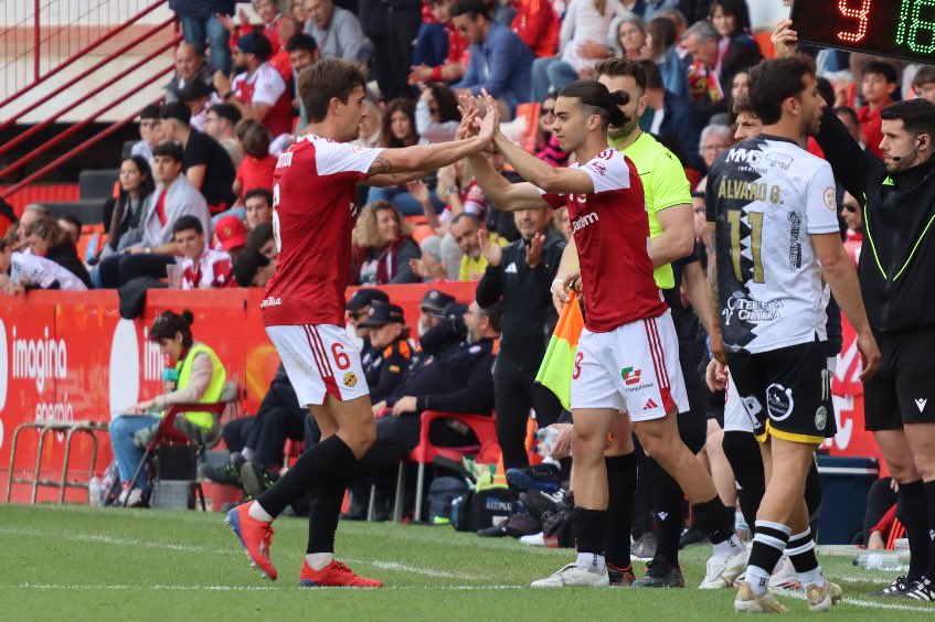 PlanterGrana's tweet photo. ⭐️ DEBUT A @Primera_RFEF  ⭐️

🚀 Agustín Gutiérrez,  jugador del Juvenil A, ha tingut l’oportunitat de tenir minuts en lliga per primera vegada sota les ordres de Dani Vidal

🤩 Enhorabona, Agus! https://t.co/6PZVn6TPwY