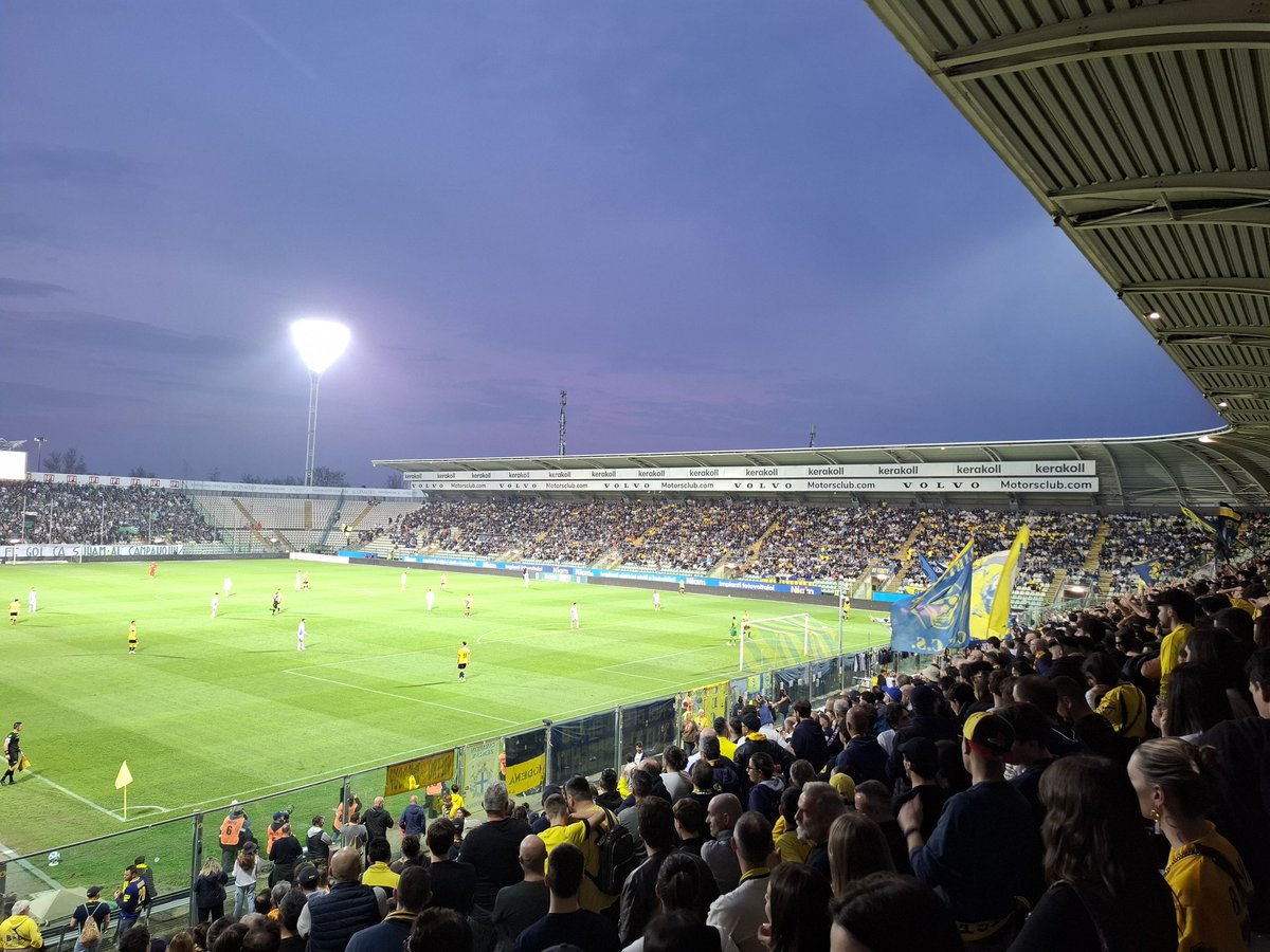 Mike McGeown (@mcgeown_mike) on Twitter photo 12 miles up the road from Reggiana is <a href="/ModenaFC_1912/">Modena Football Club</a> who host their bitter rivals <a href="/SassuoloUS/">U.S. Sassuolo</a> in a top of the table #serieb #game2 of the Italy tour 12 miles up the road from Reggiana is <a href="/ModenaFC_1912/">Modena Football Club</a> who host their bitter rivals <a href="/SassuoloUS/">U.S. Sassuolo</a> in a top of the table #serieb #game2 of the Italy tour