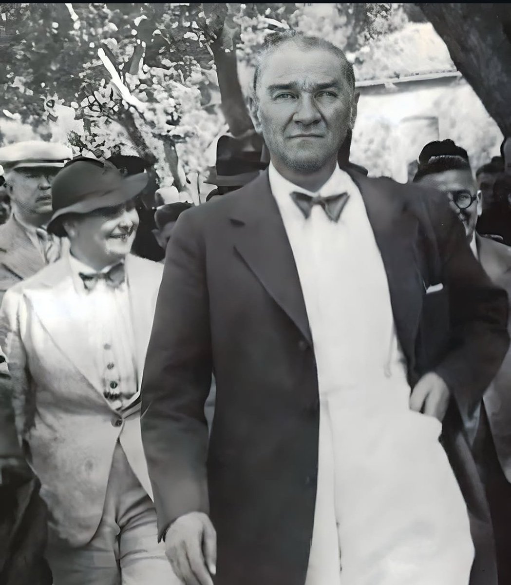 "Seni silmeye çalışacaklar, biz evlatların daha çok sahip çıkacağız!"🤍🤍