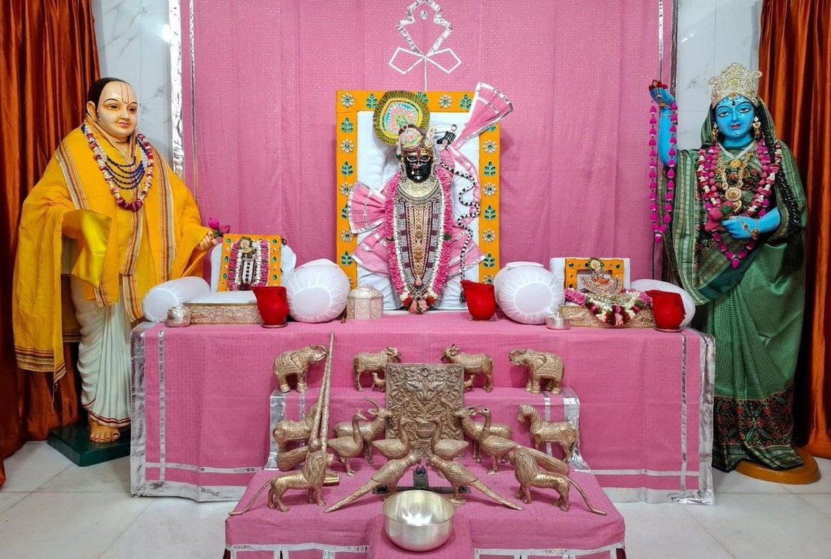 Good night dear friend 
Jai shree Krishna radhe radhe