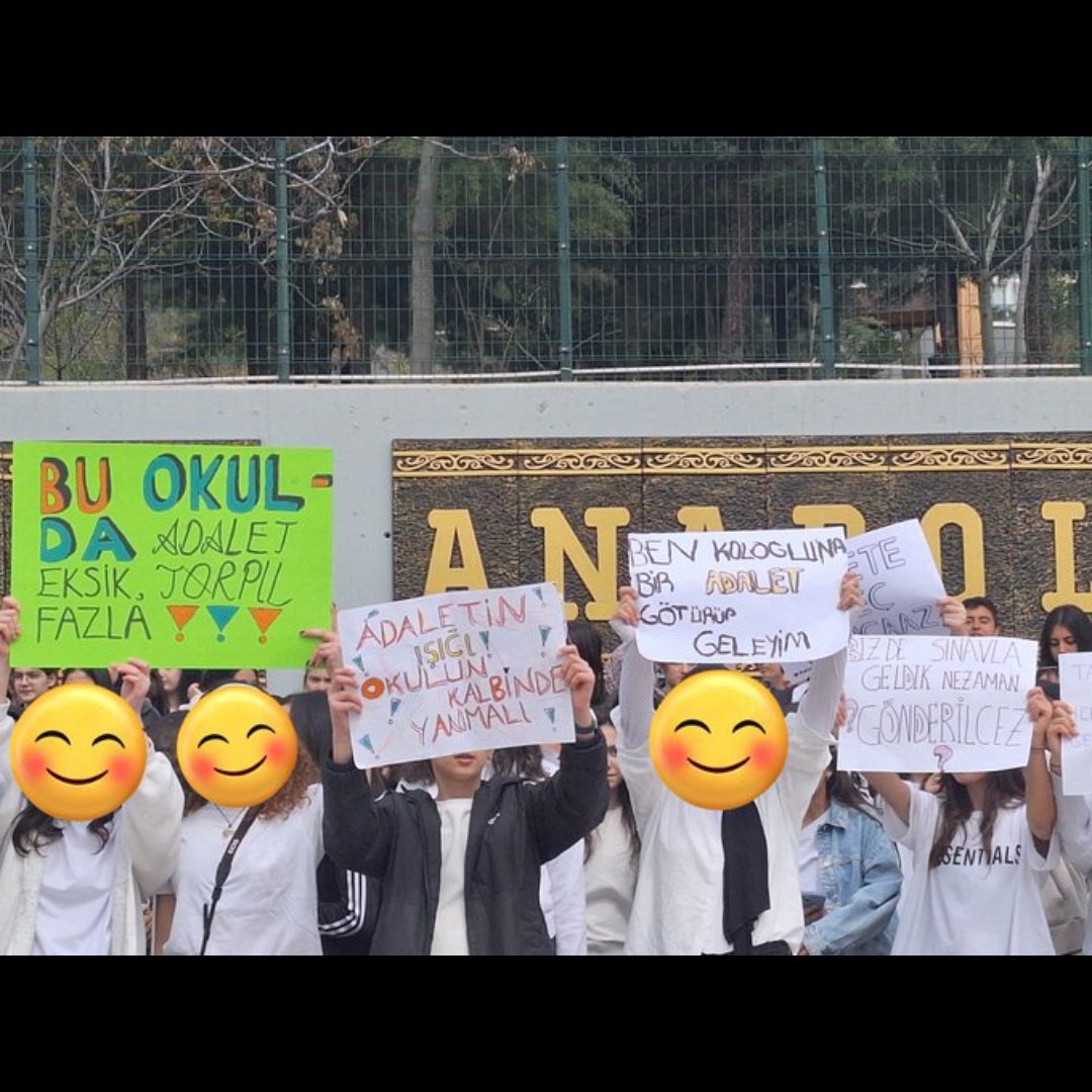 StarZuzanna's tweet photo. #koloğlundaneoluyor #TorpilDeğilLiyakat
#LisemeDokunma
#öğretmenimedokunma @elaziggundemcom @elazigmem @meb_ogm @hepsielazig @Yusuf__Tekin @numanhatipoglu @elazig_valiligi @tcmeb @sahin_serifoglu https://t.co/vLkkwczhuw