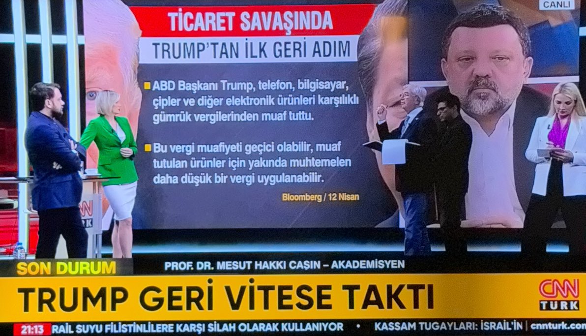 AkinFinans's tweet photo. Geçen hafta bugün “R” yapacak demiştim. 

Bugün haber kanalları yeni yazı geçiyor

Olan dünya borsalarında panik yapıp batanlara oldu. https://t.co/EdCM0jc9gY
