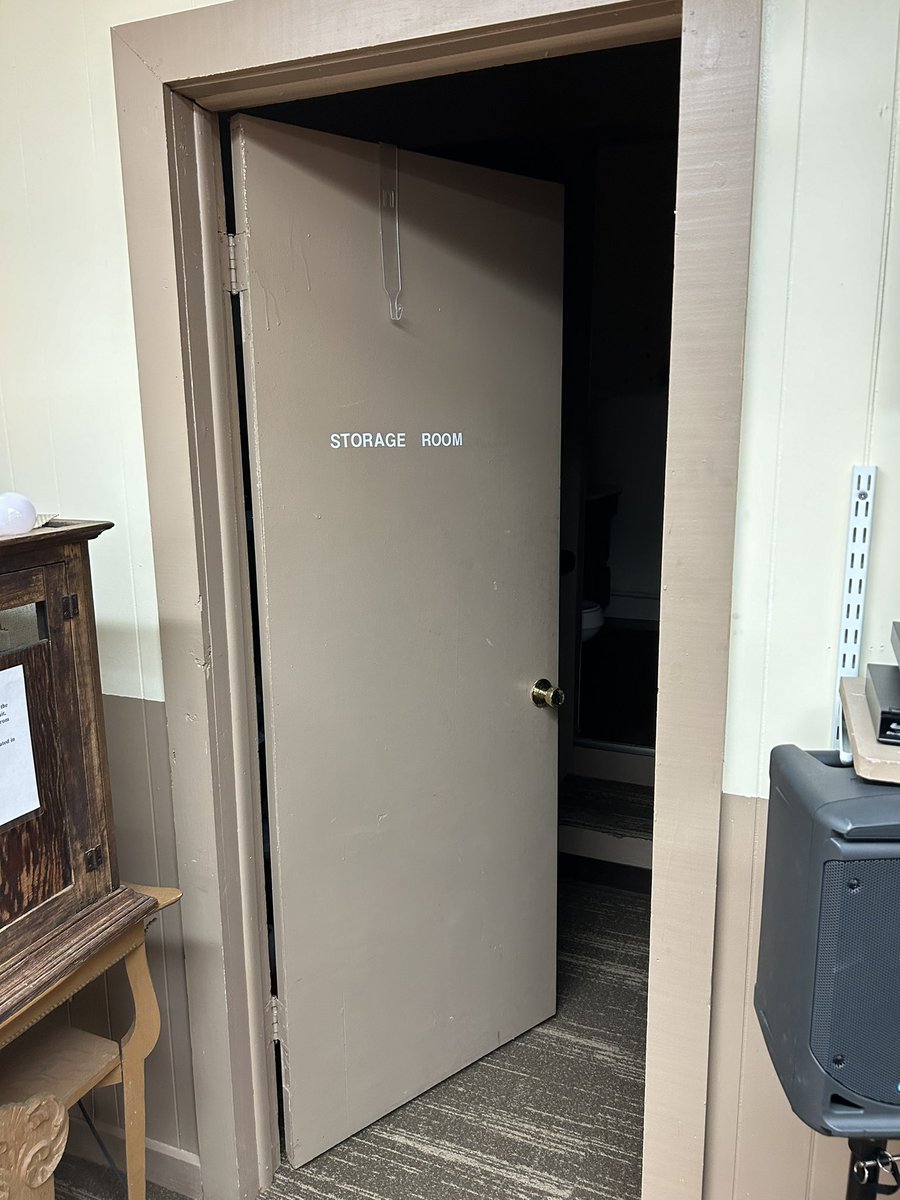 SharpOrPrahnas's tweet photo. @DickDarden Webbers Falls Museum, Webbers Falls, OK. Bathroom in a storage closet in the back of the museum. An experience. 10/10. Donated $10 to the museum as well https://t.co/WN7UG9eSzL