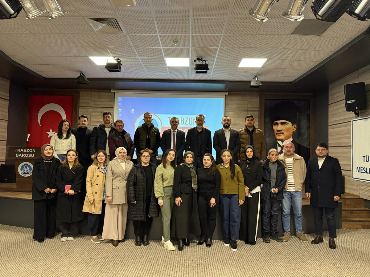 Erkan Şenses (@erkansenses) on Twitter photo Trabzon Barosu’nda meslektaşlarımıza yönelik ‘Anayasa Mahkemesi ve AİHM’e Bireysel Başvuru’ konulu seminer çalışması yaptık.
Davet ve ev sahipliği için kıymetli Trabzon Barosu Başkanımız <a href="/AvHakanOrhan/">HAKAN ORHAN</a> , Trabzon Barosu yönetim kurulu ile Trabzon Barosu Eğitim Merkezi’ne çok Trabzon Barosu’nda meslektaşlarımıza yönelik ‘Anayasa Mahkemesi ve AİHM’e Bireysel Başvuru’ konulu seminer çalışması yaptık.
Davet ve ev sahipliği için kıymetli Trabzon Barosu Başkanımız <a href="/AvHakanOrhan/">HAKAN ORHAN</a> , Trabzon Barosu yönetim kurulu ile Trabzon Barosu Eğitim Merkezi’ne çok