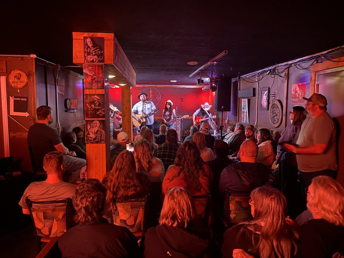 We got LOW DOWN ! <a href="/lowdowndrifters/">The Lowdown Drifters</a>