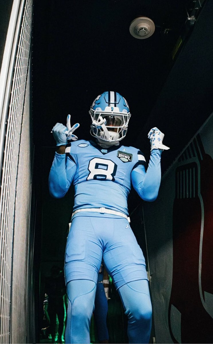 Blessed to receive my 24th offer from The University of North Carolina #GoHeels 🐏 <a href="/Belichick_B/">Bill Belichick</a> <a href="/Ballhawk__8/">Armond Hawkins JR “Mondo”</a> <a href="/_thebillymiller/">Billy Miller</a> <a href="/SWiltfong_/">Steve Wiltfong</a> <a href="/ChadSimmons_/">ChadSimmons</a>
<a href="/adamgorney/">Adam Gorney</a> <a href="/BrandonHuffman/">Brandon Huffman</a> <a href="/TomLuginbill/">Tom Luginbill 🇺🇸 🏈</a> <a href="/TheUCReport/">Billy Tucker</a>
<a href="/DemetricDWarren/">Demetric D. Warren</a> <a href="/samspiegs/">Sam Spiegelman</a> <a href="/TomLoy247/">Tom Loy</a> <a href="/AWilliamsUSA/">Anthony Williams</a> @RivalsRichie
