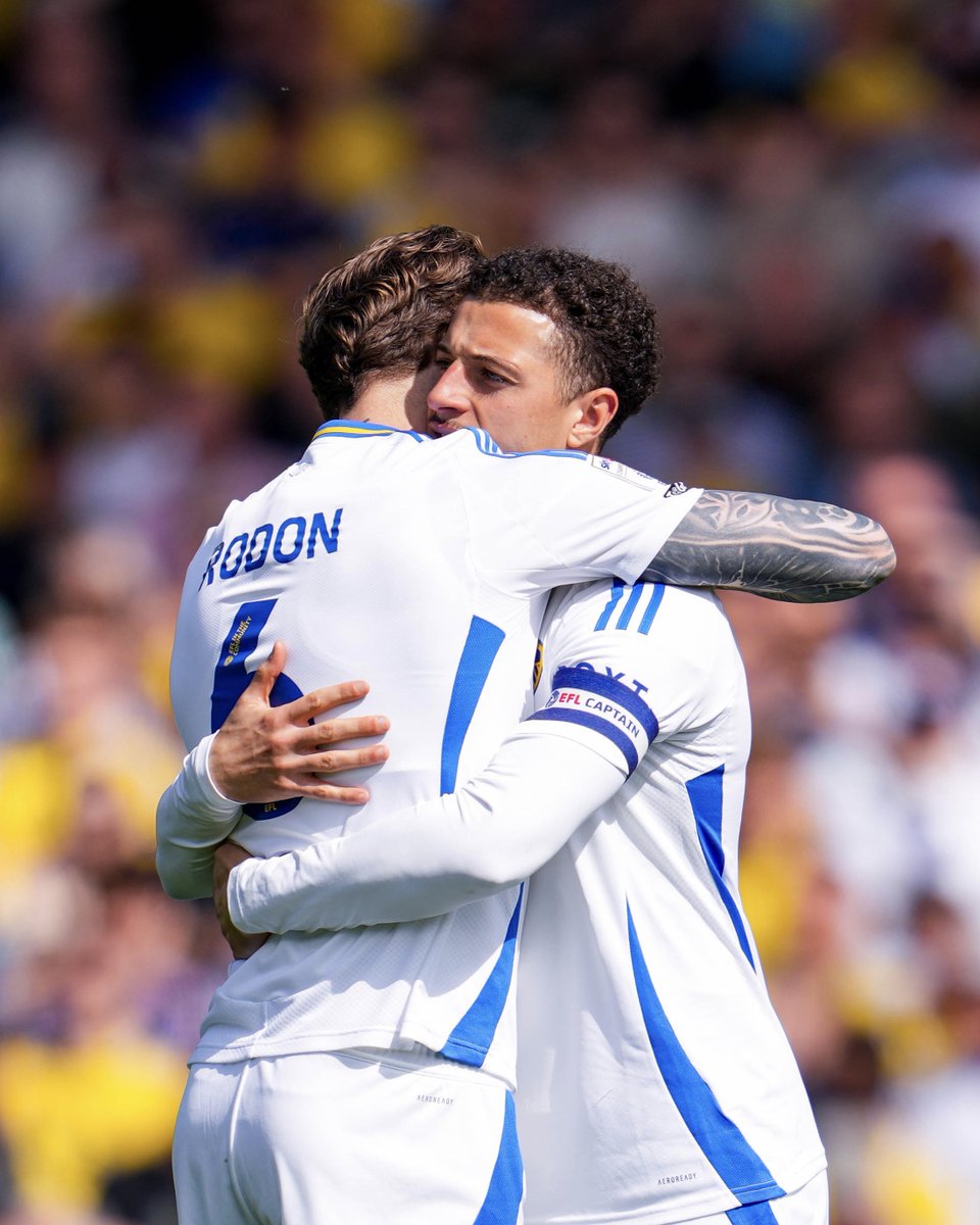 Leeds United tweet media