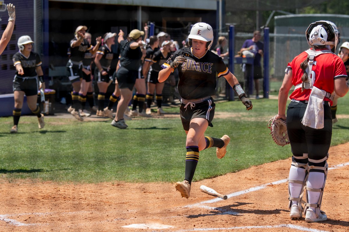 LSUE Softball tweet media