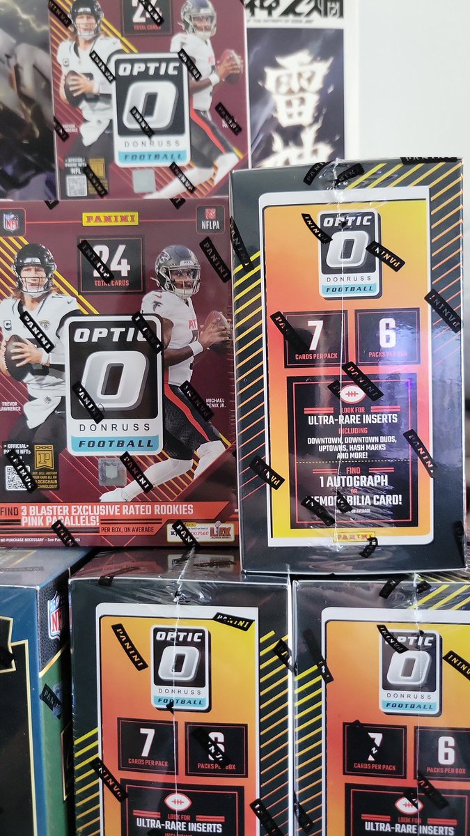 NostalgiaGnC's tweet photo. 2024 optic Megas and Blasters if anyone is looking for them. Who do you like from this draft class? 

#panini #optic #cards #mega #blaster #football #nfl #footballcards https://t.co/3BQAQZwEUh