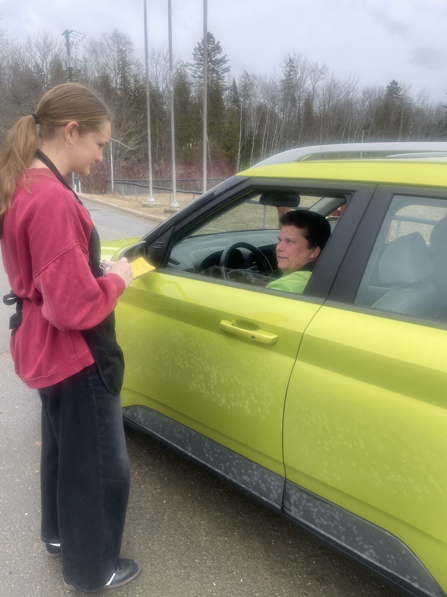 Thanks ⁦<a href="/valentino_nora/">Nora Valentino</a>⁩ for supporting the ⁦<a href="/FHSkats/">Fredericton High School</a>⁩ chili takeout at Village of New Maryland Rec Centre today from 3:30 pm - 6:30 pm.  ⁦<a href="/VLGNewMaryland/">VillageOfNewMaryland</a>⁩ ⁦<a href="/MunicipalNB/">UMNB</a>⁩ ⁦<a href="/timrs2001/">Tim Scammell 🍁</a>⁩ ⁦<a href="/milescindy/">Cindy Miles</a>⁩