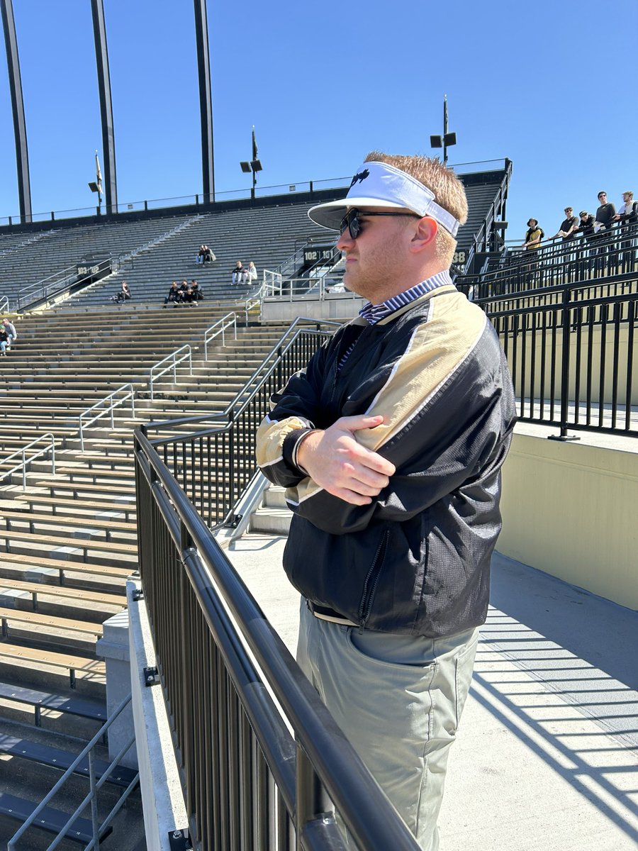 JimboFairways's tweet photo. Never not scouting @Coach_Odom @ConnorKelley0 https://t.co/xOv2hEDuO1