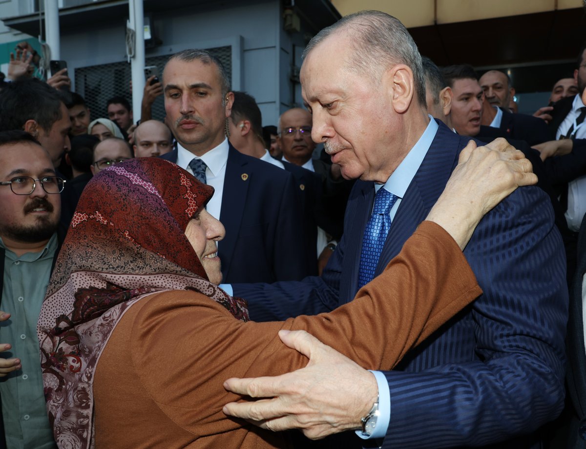 📍Antalya

Cumhurbaşkanımız ve Genel Başkanımız Sayın Recep Tayyip Erdoğan, AK Parti Antalya İl Başkanlığımızı ziyaret etti.

İl Başkanımız Sn. Ali Çetin'e ve teşkilatımıza çalışmalarında başarılar diliyorum.