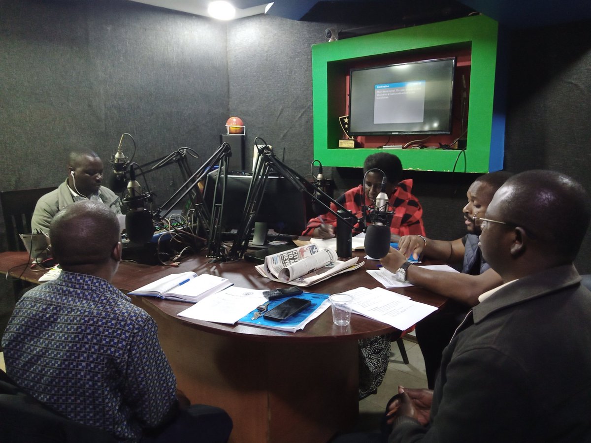 Kabale District Local Government (@kabaledistrict) on Twitter photo #HappeningNow
District team, including Hon Ronald Bagamuhunda-Sec Production, DPO-Bedda Mwebesa, Senior Fisheries Jennifer Twebaze & Communications Officer <a href="/alexkatonda/">Alex Byakatonda</a> in <a href="/Vok895/">Voice of Kigezi FM</a> studios to educate the public about the Uganda Climate Smart Agricultural Transformation Project #HappeningNow
District team, including Hon Ronald Bagamuhunda-Sec Production, DPO-Bedda Mwebesa, Senior Fisheries Jennifer Twebaze & Communications Officer <a href="/alexkatonda/">Alex Byakatonda</a> in <a href="/Vok895/">Voice of Kigezi FM</a> studios to educate the public about the Uganda Climate Smart Agricultural Transformation Project