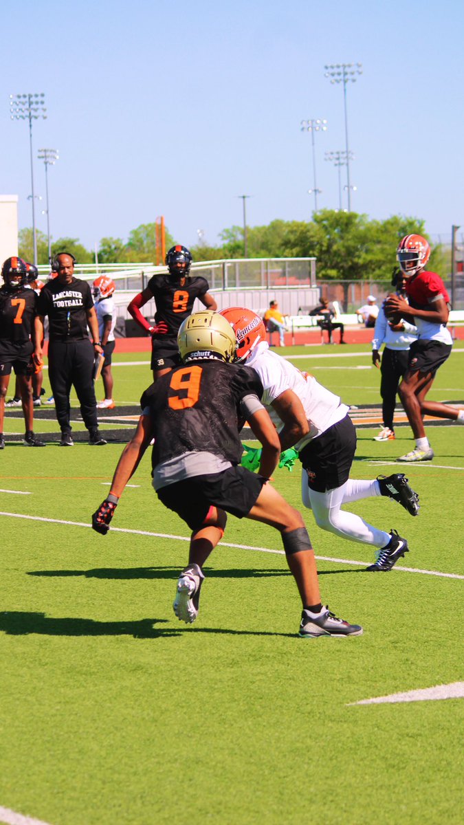 New beginnings 🏠 week 1 complete 
<a href="/LancasterFBwebo/">Lancaster Football</a> <a href="/TheCoachPaul7/">Leon Paul III</a>