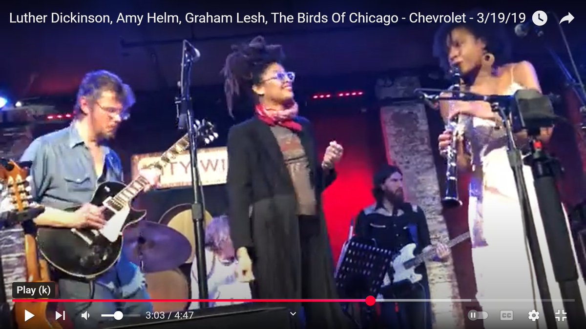 Jonatha10574808's tweet photo. #AllisonRussell✍️🏾on #ValerieJune
🥰Stunning
💫transporting
🕊️transcendent
🪄 magical
Celebrating @TheValerieJune's new album #OwlsOmensandOracles
🎼w/ a rare chance to see Valerie & Allison sharing the same stage ⤵️⤵️⤵️
😍 2019 (w/#GrahameLesh #AmyHelm)
https://t.co/d9MVcyrsN9 https://t.co/orpBCXfHUq