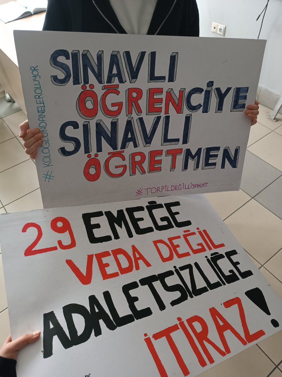 nisaselintprk's tweet photo. 29 emek, 29 hikaye, 29 umut, 1 SESSİZLİK! SUSMA!
#koloğlundaneoluyor #TorpilDeğilLiyakat
#LisemeDokunma
#öğretmenimedokunma @elaziggundemcom @elazigmem @meb_ogm @hepsielazig @Yusuf__Tekin @numanhatipoglu @elazig_valiligi @tcmeb @sahin_serifoglu @KverSemih @gurselerol62 https://t.co/SAXw0HsasN