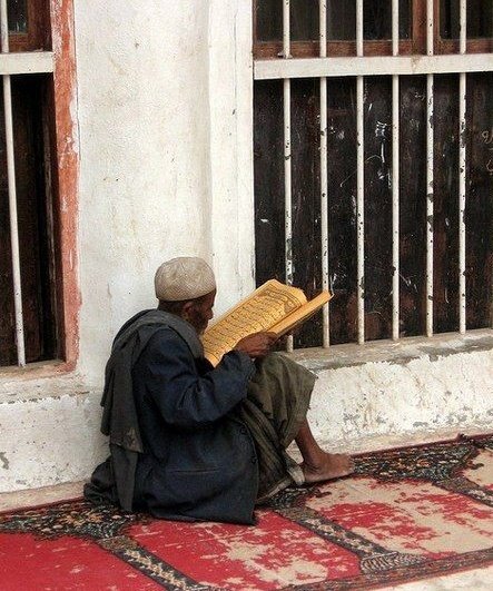 "Mes'ul olduğunla meşgul ol."