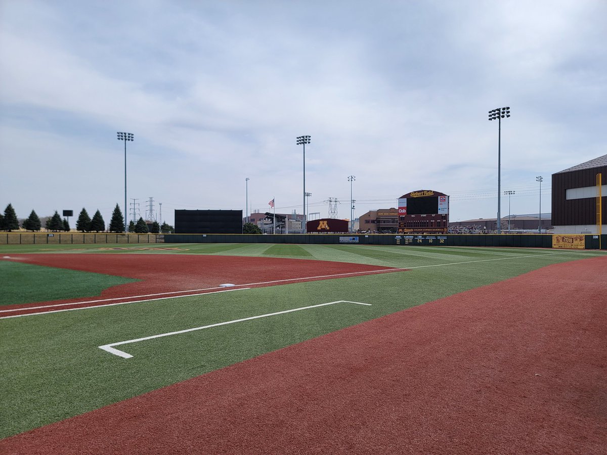 NCE/UH Titans Baseball tweet media