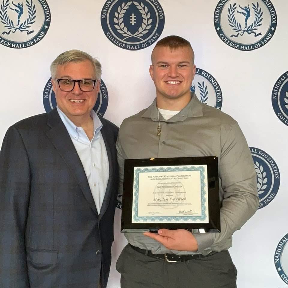Congratulations to Hayden Warwick for being honored as a recipient of the HS Scholar-Athlete award by the East TN National Football Foundation &amp; College Hall of Fame.

We are proud of you! 

#GoHornets🟢⚪️ #EXIT398