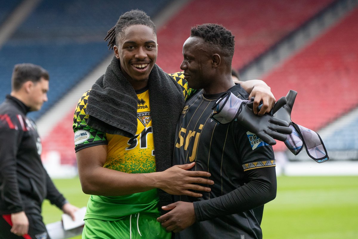 📸 The best of the full time celebrations 🏁