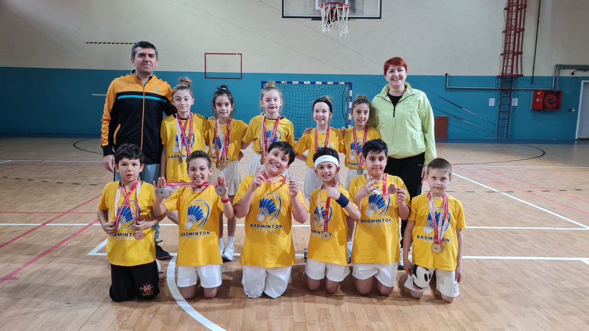 GSB_Manisa's tweet photo. Manisa’da 11 Yaş Altı Badminton İl Birinciliği Müsabakaları Tamamlandı.

haber detayı için⏬
https://t.co/EBs1aXNdqg https://t.co/Wh13TMXxBi