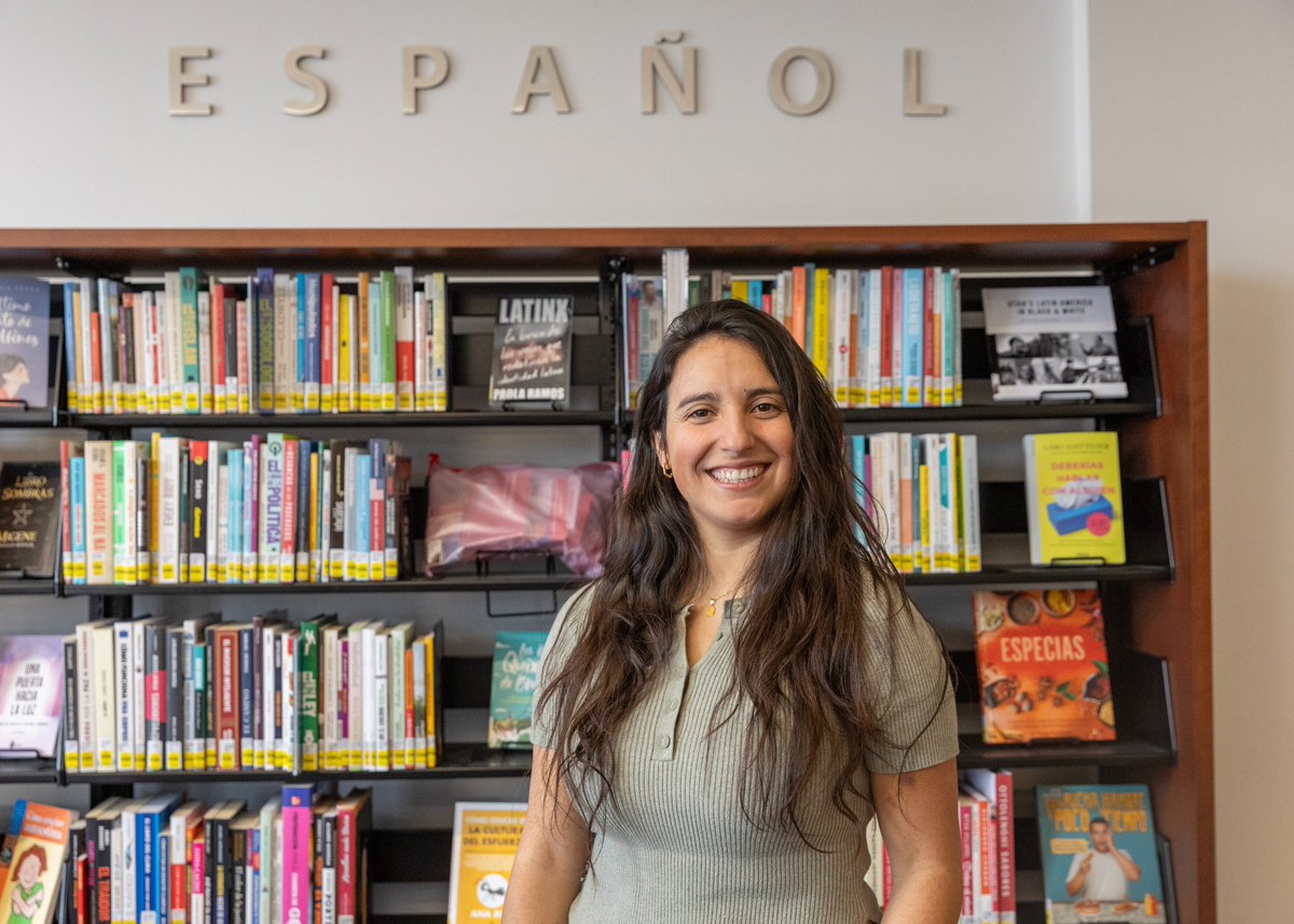 Park City Municipal (@parkcitygovt) on Twitter photo Staff Spotlight — Meet <a href="/ParkCityLibrary/">Park City Library</a>'s Spanish Services Librarian Flor Santa Maria! 👋🏽
Originally from La Plata, Argentina, she brings both warmth and lived experience to her work developing new programming, conducting outreach, and curating the Library's Spanish-language Staff Spotlight — Meet <a href="/ParkCityLibrary/">Park City Library</a>'s Spanish Services Librarian Flor Santa Maria! 👋🏽
Originally from La Plata, Argentina, she brings both warmth and lived experience to her work developing new programming, conducting outreach, and curating the Library's Spanish-language
