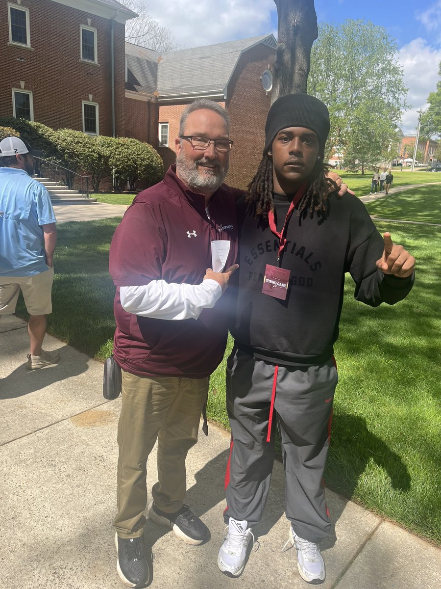 Ronaldo_Jon3s's tweet photo. Had a great time at @FleetFB junior day. Thank you for having me. @icoachfb @RivalsFriedman @AndrewJBone @GAVarsityRivals @RecruitGeorgia @GAvsFLShowcase @PrepRedzoneGA @AugPressSports @GHSFdaily @GACACoaches @GeorgiaMaxPreps @AUG_Chronicle @WRDW_WAGT @WJBFSports @AugustaPress https://t.co/hVok27I5pI