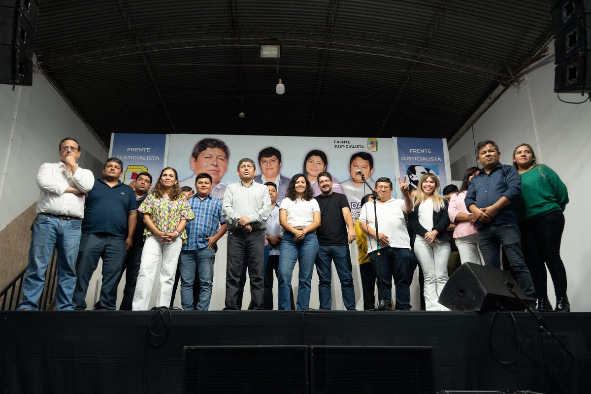 MONTERRICO PRESENTE ✌🏻

Ayer por la noche, estuvimos en la presentación de los candidatos de la localidad de Monterrico.

Seguimos acompañando a nuestros compañeros/as que trabajan para alcanzar un Jujuy mejor🙌🏻.