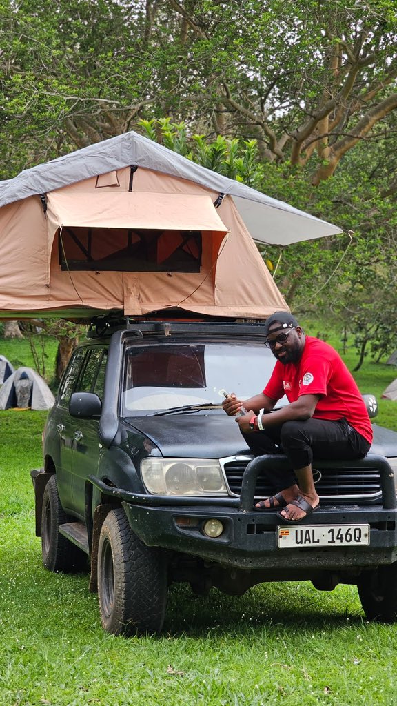 Almeida_UG's tweet photo. Camping is still a great accommodation option for the @RwenzoriMarathn.
There is a plenty of time to sort it out if you’re considering it! #RwenzoriMarathon #AdventureStay https://t.co/WT7xmRQ4xs