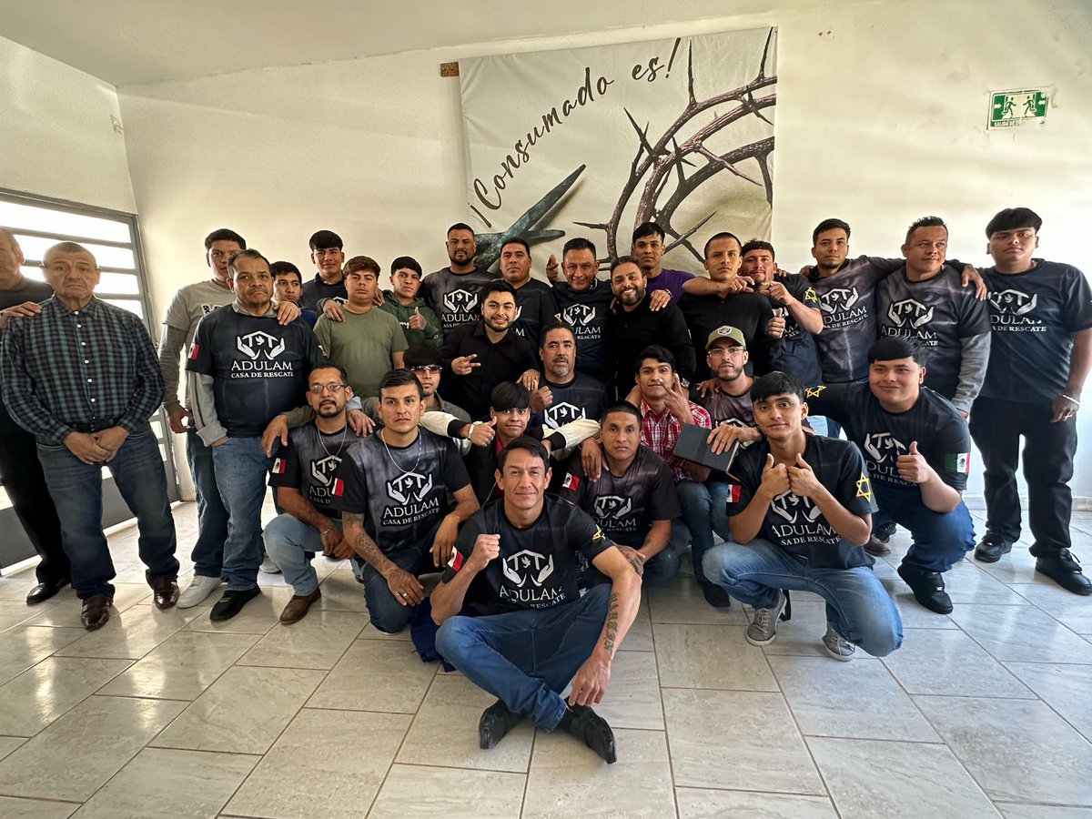 MatamorosCapa's tweet photo. 8 de abril de 2025 
Primer reunión del Consejo Municipal contra las Adicciones (COMCA)
Casa de rescate ADULAM 
Matamoros Coahuila https://t.co/A1c64nN0hf
