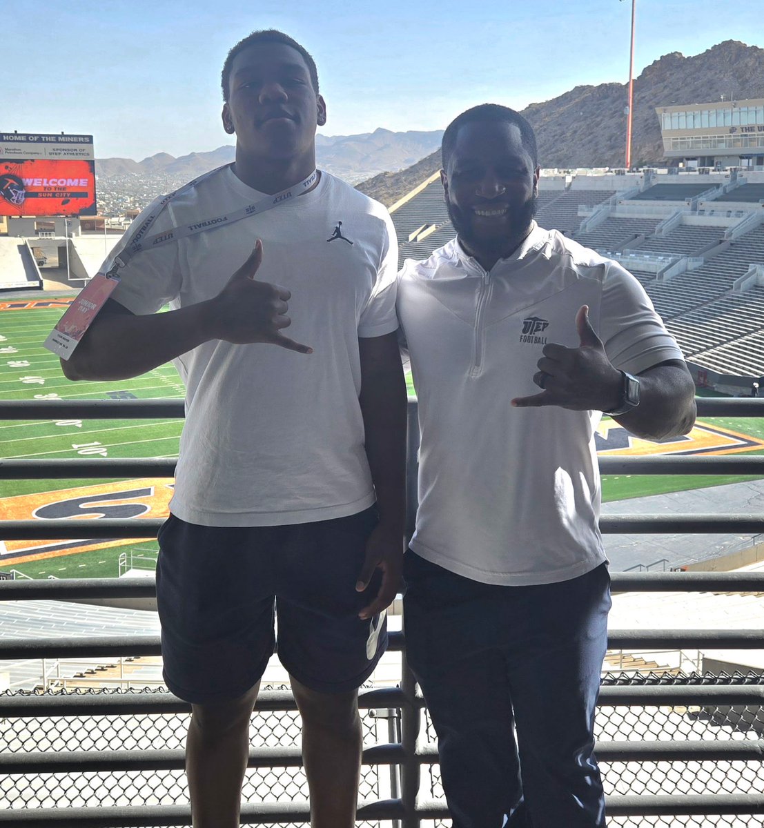 TylerHooper28's tweet photo. Had a great time at Utep junior day and great talks with @CoachButch_UTEP @CoachBobbyDaly @COACHJMACRB @CoachKyleBeyer Loved the hospitality!!! 

@CoachRJ_007 @CTownEaglesFB @Recruit_Crowley @CoachDezGuy @CoachRJ_007 https://t.co/04ZbEdQxuH