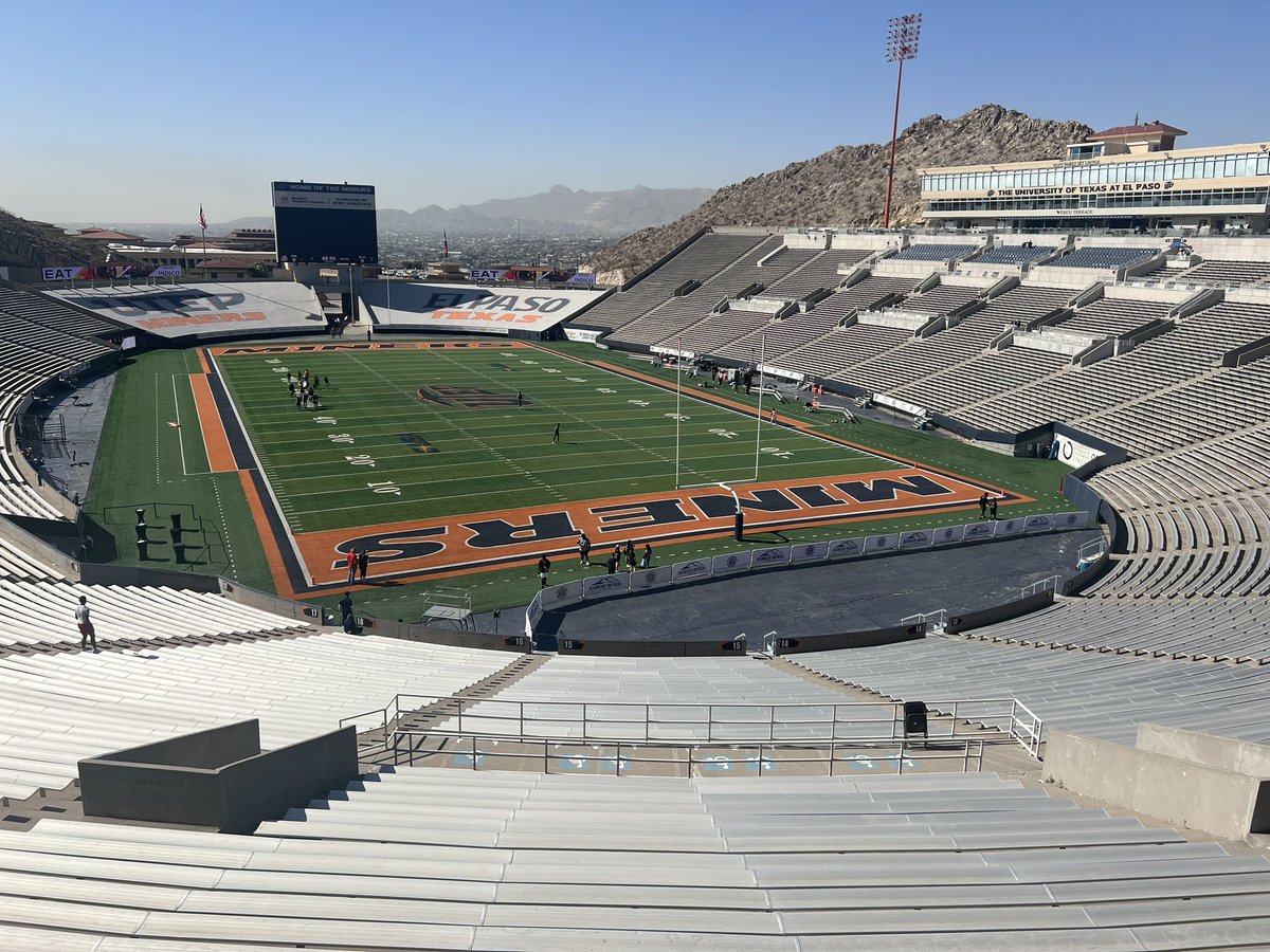 TylerHooper28's tweet photo. Had a great time at Utep junior day and great talks with @CoachButch_UTEP @CoachBobbyDaly @COACHJMACRB @CoachKyleBeyer Loved the hospitality!!! 

@CoachRJ_007 @CTownEaglesFB @Recruit_Crowley @CoachDezGuy @CoachRJ_007 https://t.co/04ZbEdQxuH