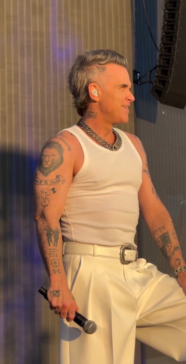 radiobobbie's tweet image. daddy??! sorry. DADDY?! sorry.