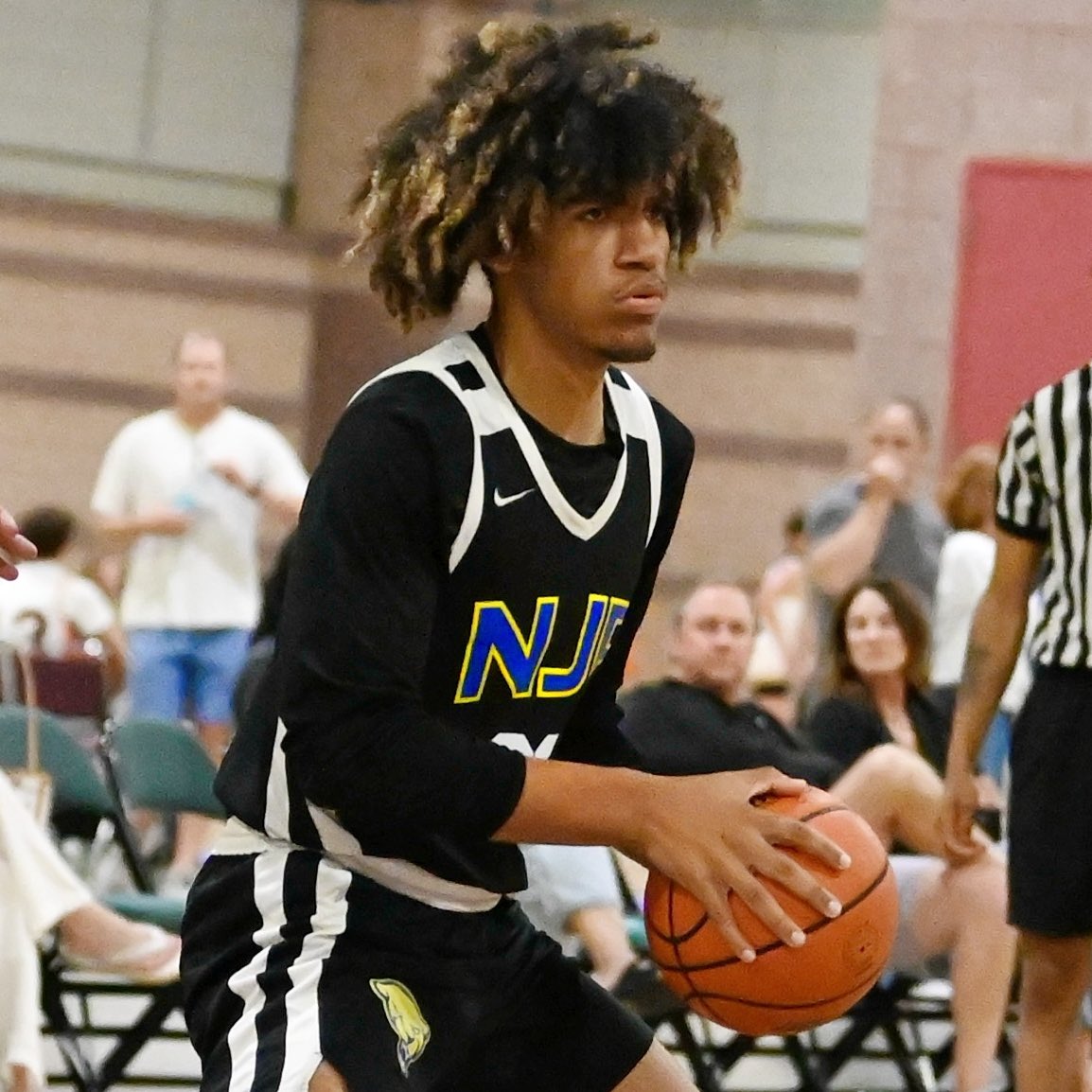 NJ Panthers Boys (@njpanthersboys) on Twitter photo 17U Showcase falls to Washington Warriors 3SSB in the Elite 8 of <a href="/TheHoopGroup/">Hoop Group</a> #PittJamFest.
'26 sniper <a href="/MattMikulka6/">Matthew Mikulka</a> scores 18 pts on 6 treys. '26 <a href="/AndrewAde22/">Andrew Adegbite</a> chipped in with 15 pts/ 10 reb in the loss. 17U Showcase falls to Washington Warriors 3SSB in the Elite 8 of <a href="/TheHoopGroup/">Hoop Group</a> #PittJamFest.
'26 sniper <a href="/MattMikulka6/">Matthew Mikulka</a> scores 18 pts on 6 treys. '26 <a href="/AndrewAde22/">Andrew Adegbite</a> chipped in with 15 pts/ 10 reb in the loss.