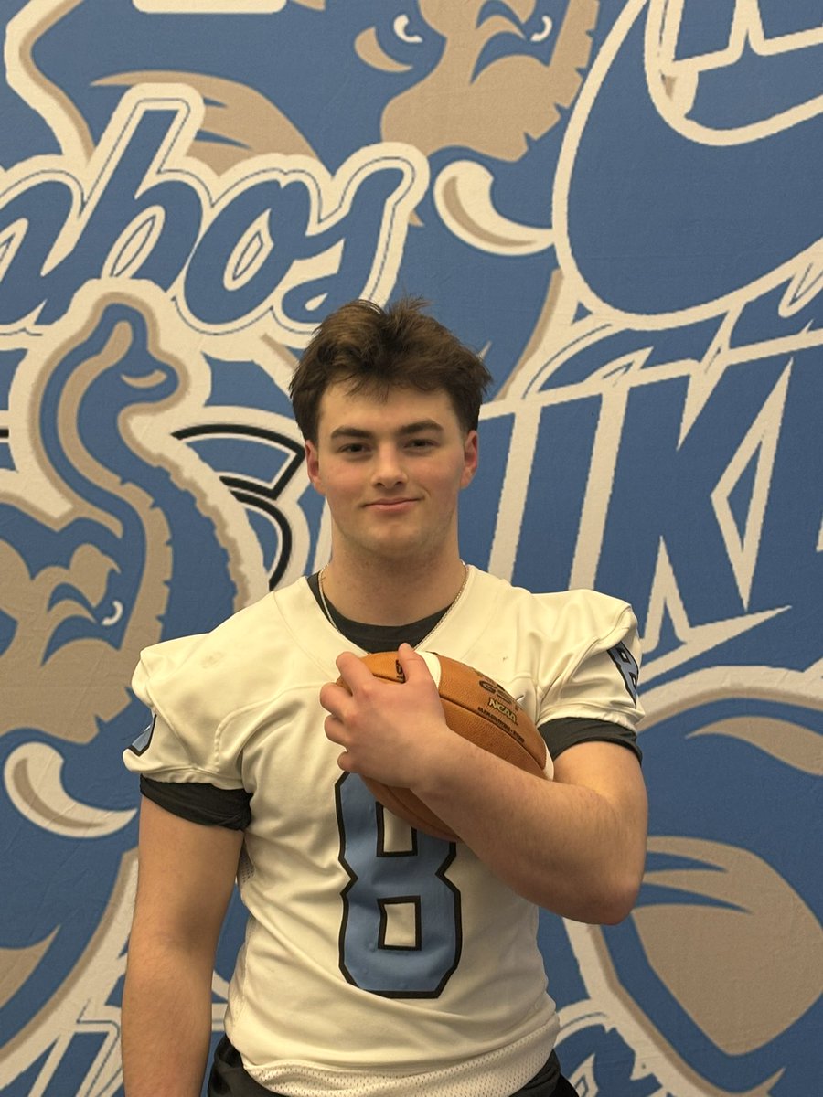 cowan_07's tweet photo. Had a great time getting on campus and seeing @FootballTufts today! 

@Coach_Lopes 
@Coach_JoeMcD 
@PactPerformance https://t.co/InzaxCKRsH