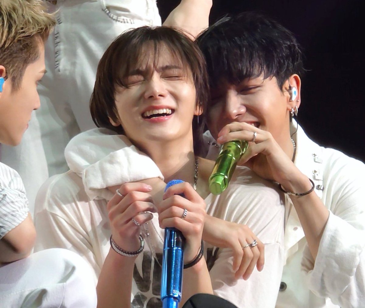 vane 🍓🐈 tweet media