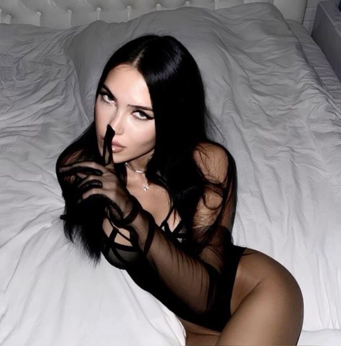 Allena “Mac” Makarova (@russiandollmac) on Twitter photo 