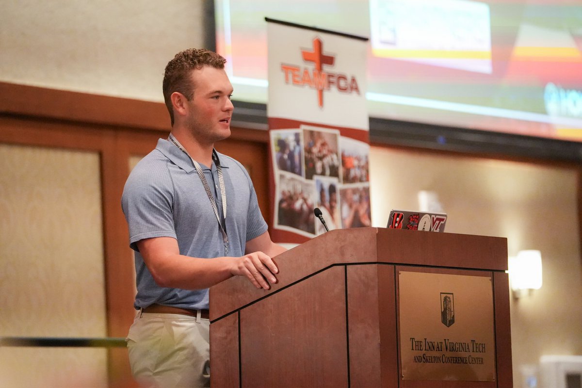 Such a great time at the 𝗕𝗿𝗲𝗮𝗸𝗳𝗮𝘀𝘁 𝗼𝗳 𝗖𝗵𝗮𝗺𝗽𝗶𝗼𝗻𝘀 😊

God is good! ✝️