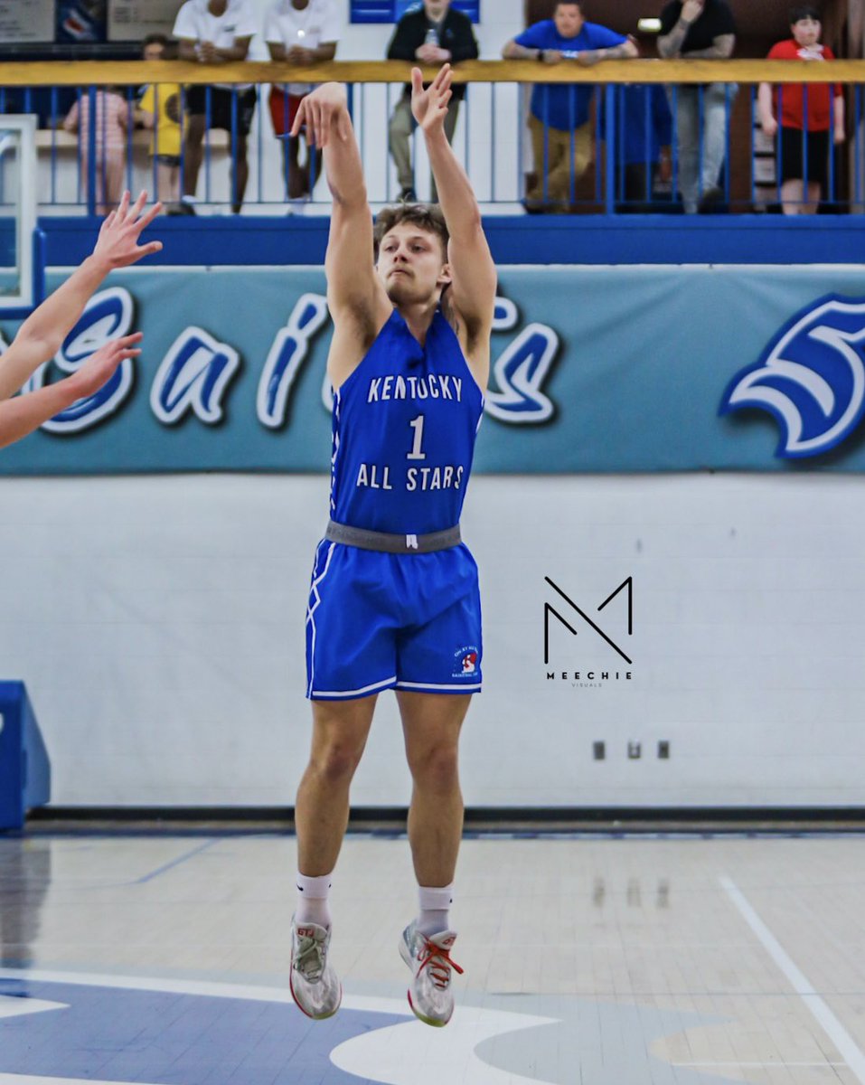 The Kentucky All-Stars lead 59-51 behind Ty Price’s 16 points. One of the best individual haIves I ever seen in this series EVER!